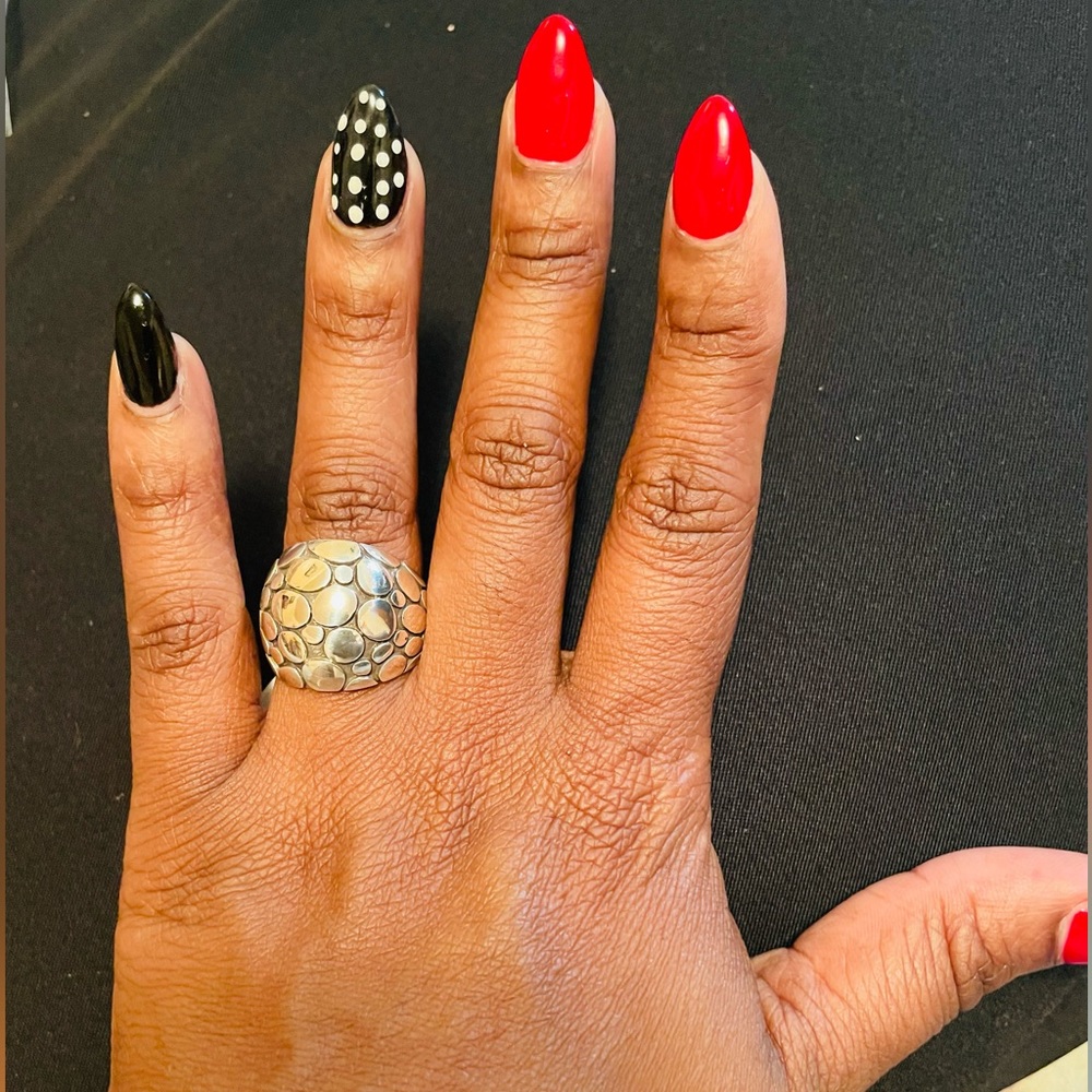 Pebble Ring (NEW)